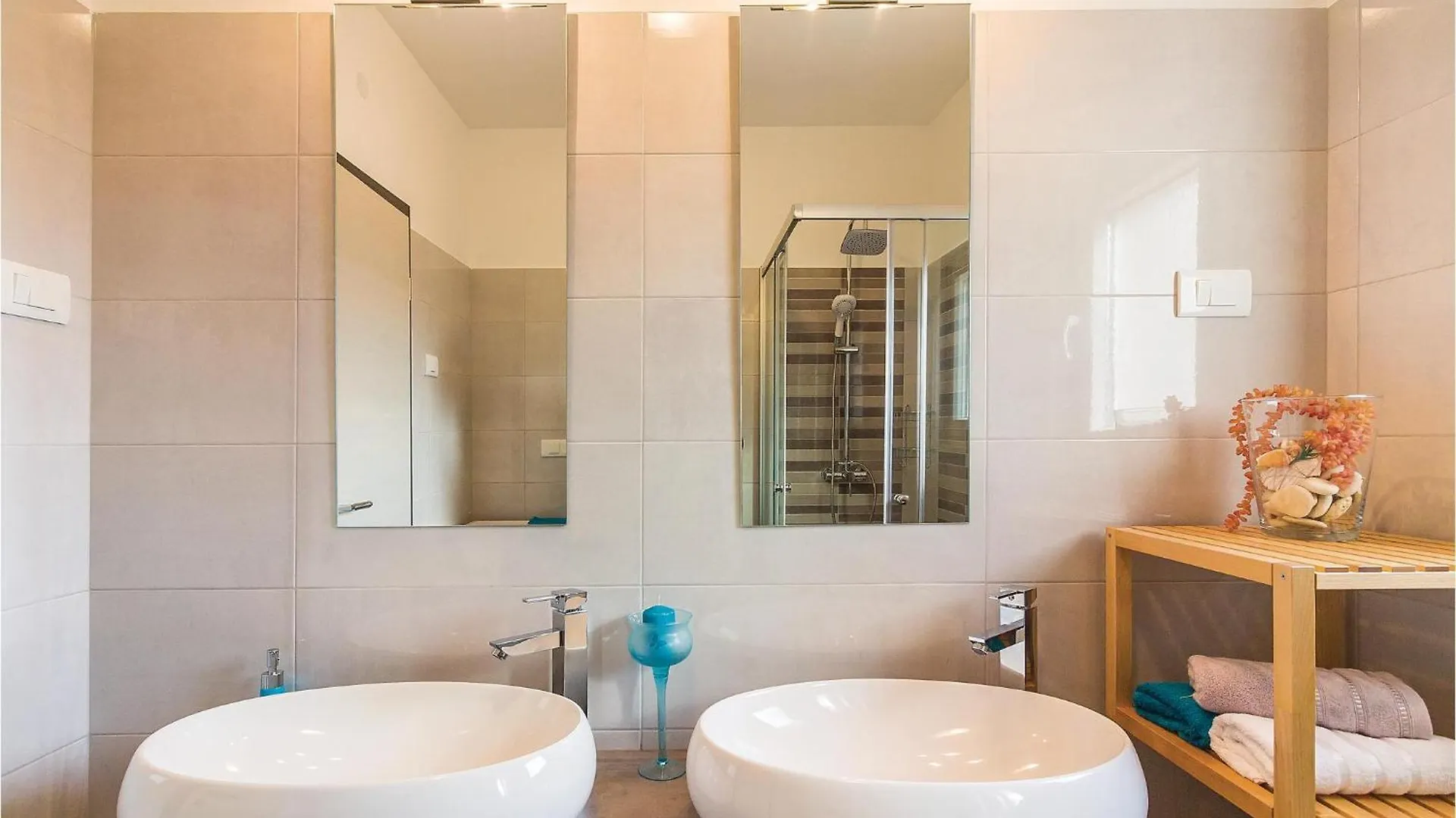 Lovely Home In Cetinici With Kitchen Orbanici Holiday home