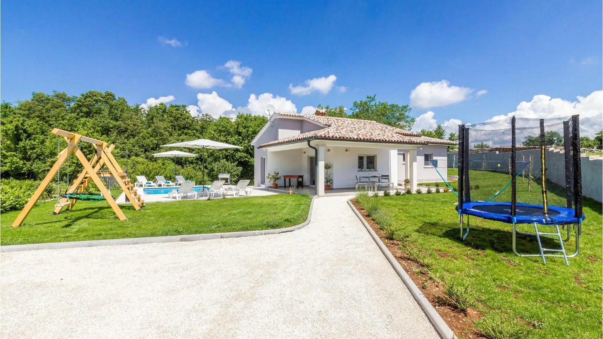 Lovely Home In Cetinici With Kitchen Orbanići 0*,